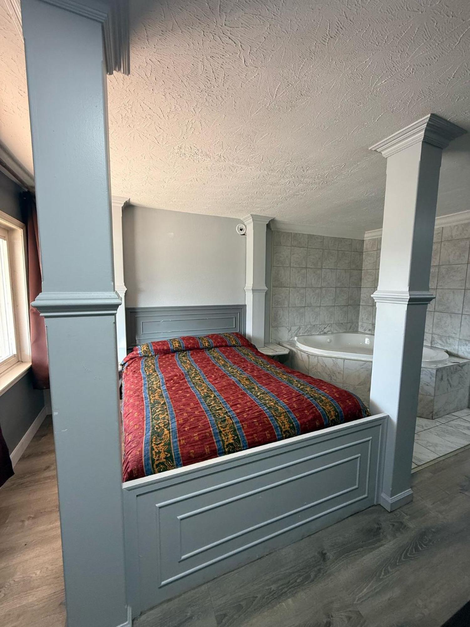 Blisspoint Inn Fka Motel 6T7 Индианаполис Экстерьер фото